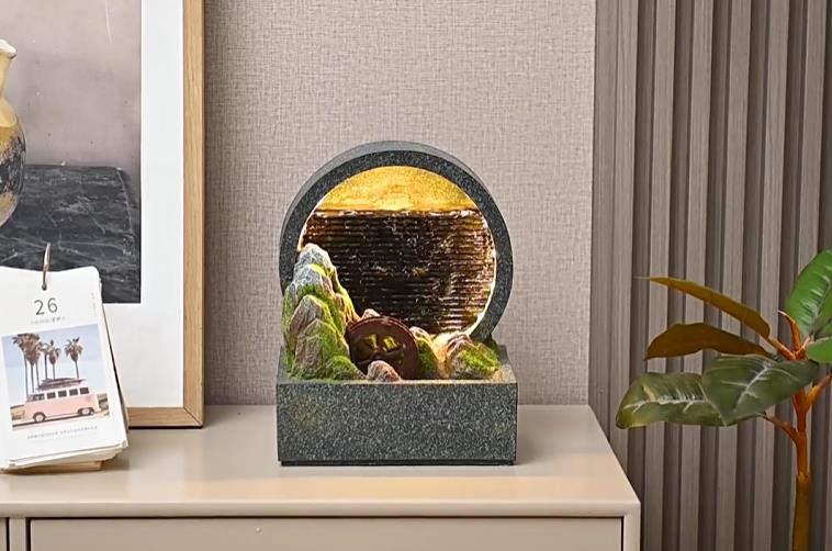 桌面流水摆件